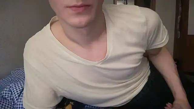 Lamonteik online show from 10-27-25, 03:27