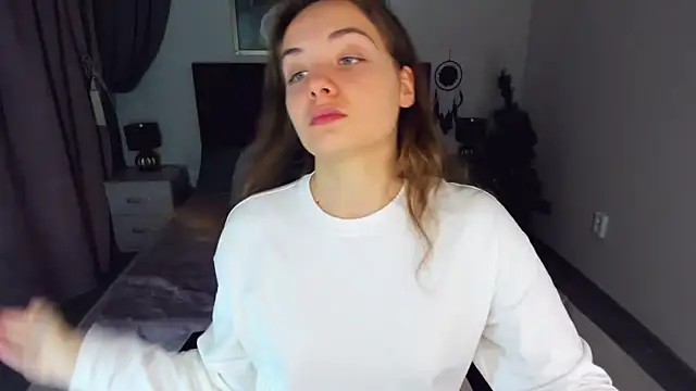 KristinaLoison online show from 01-12-25, 04:18