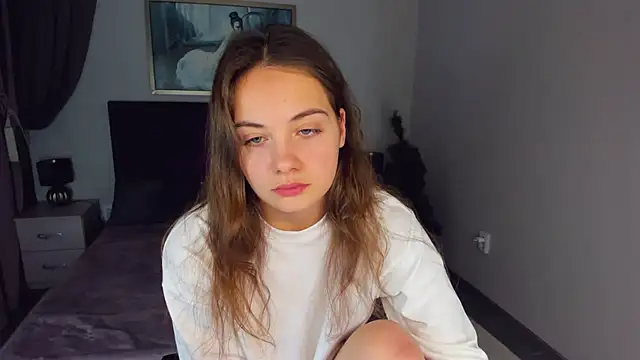 KristinaLoison online show from 01-12-25, 07:53