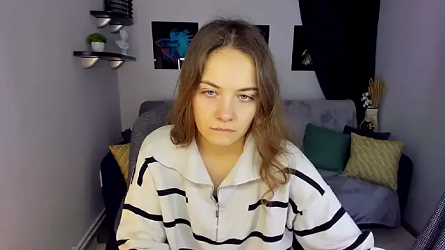 KristinaLoison online show from 01-24-25, 04:06