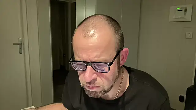 FABIOGLASSES online show from 01-15-26, 10:24