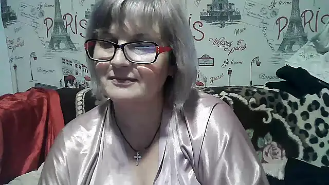 Snapshot of Gina_Marlyn chatting on 12-16-24, 10:45 Gina Marlyn online show from 12-16-24, 10:45