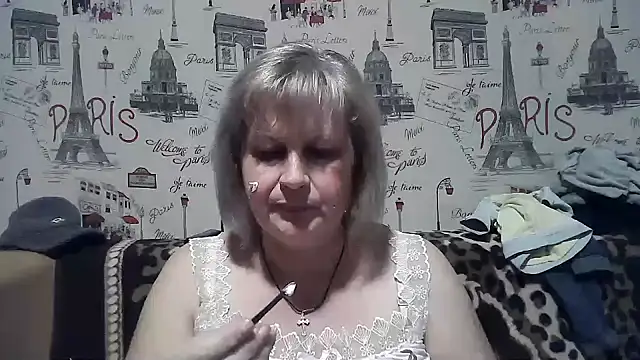 Snapshot of Gina_Marlyn chatting on 12-23-24, 05:32 Gina Marlyn online show from 12-23-24, 05:32