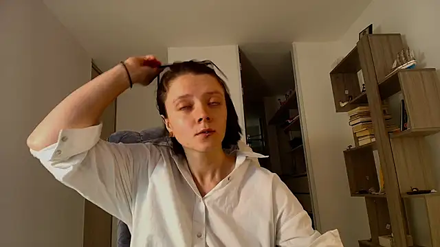 Arya starrk online show from 10-10-25, 04:17