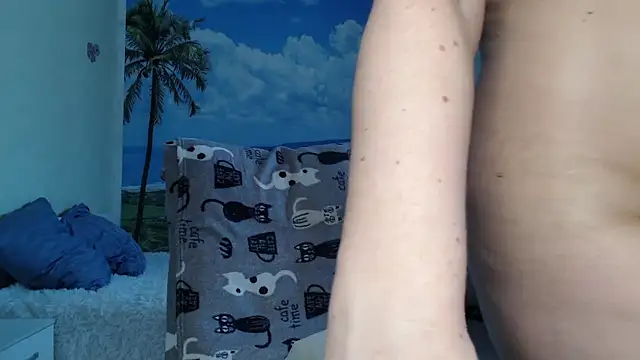 Snapshot of soaring_love chatting on 01-17-25, 07:30 soaring love online show from 01-17-25, 07:30