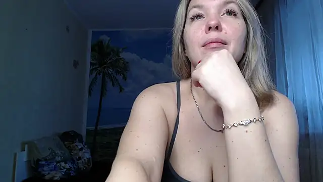 Snapshot of soaring_love chatting on 02-05-25, 04:37 soaring love online show from 02-05-25, 04:37