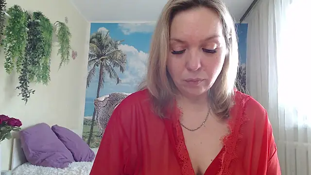 Snapshot of soaring_love chatting on 02-26-25, 10:47 soaring love online show from 02-26-25, 10:47