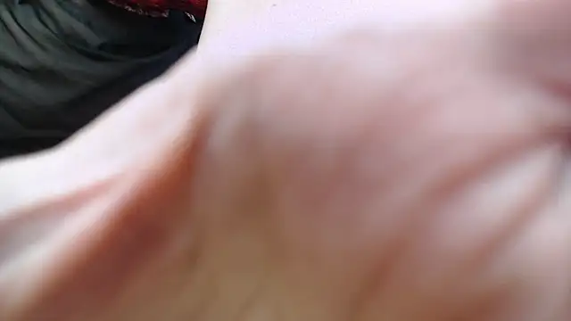 Snapshot of soaring_love chatting on 03-11-25, 07:48 soaring love online show from 03-11-25, 07:48