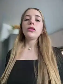 ShelbyHagen online show from 03-18-25, 02:15