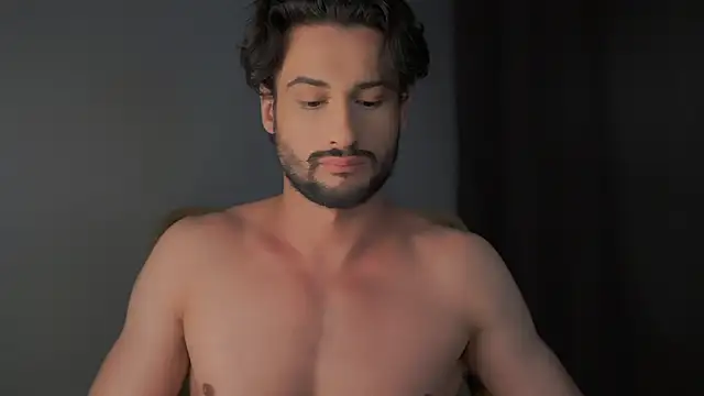 Keen   Luckystrike online show from 12-22-24, 06:15