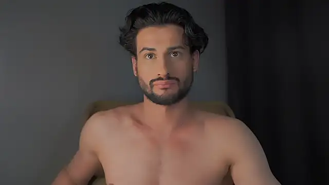 Keen   Luckystrike online show from 12-26-24, 01:18