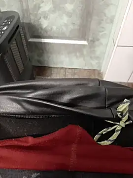 feathersify online show from 11-06-25, 06:58