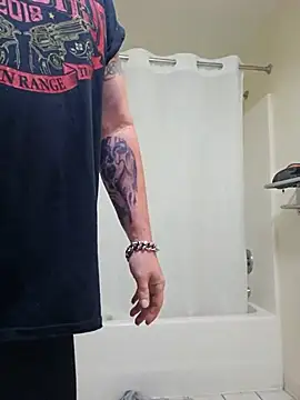 Littledick007007 online show from 09-10-25, 08:47