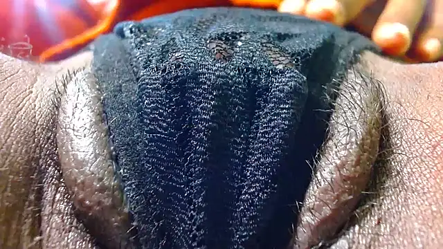 Snapshot of bethanywilson_23 chatting on 01-15-26, 04:00 bethanywilson 23 online show from 01-15-26, 04:00