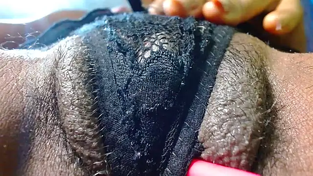 Snapshot of bethanywilson_23 chatting on 02-27-26, 02:50 bethanywilson 23 online show from 02-27-26, 02:50