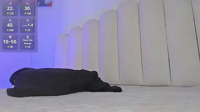 Snapshot of Megan_browns1 chatting on 01-08-25, 12:58 Megan browns1 online show from 01-08-25, 12:58