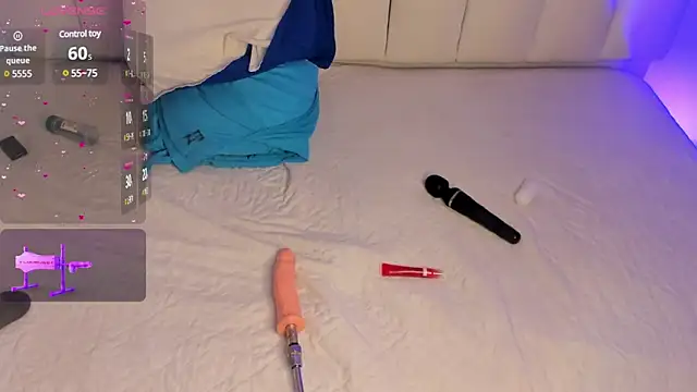 Snapshot of Megan_browns1 chatting on 01-23-25, 04:04 Megan browns1 online show from 01-23-25, 04:04