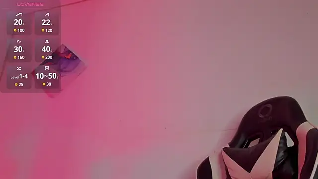 Snapshot of Megan_browns1 chatting on 02-06-25, 12:59 Megan browns1 online show from 02-06-25, 12:59