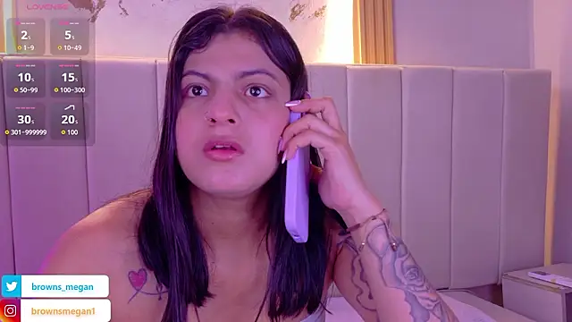 Snapshot of Megan_browns1 chatting on 02-07-26, 01:04 Megan browns1 online show from 02-07-26, 01:04