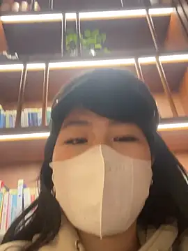 Onee-Chew online show from 11-25-25, 09:20