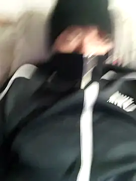 Snapshot of Eln1no69 chatting on 10-23-25, 05:29 Eln1no69 online show from 10-23-25, 05:29