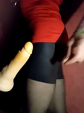 Snapshot of Eln1no69 chatting on 11-17-25, 11:10 Eln1no69 online show from 11-17-25, 11:10