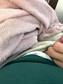 buri232 online show from 09-30-25, 03:50