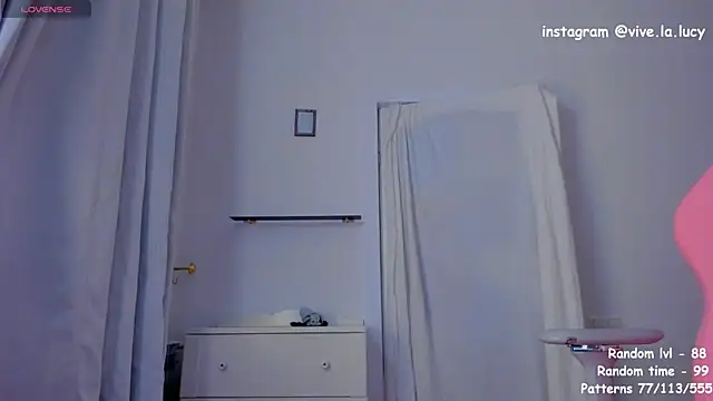 Snapshot of Lucy_Ember chatting on 12-19-24, 03:41 Lucy Ember online show from 12-19-24, 03:41