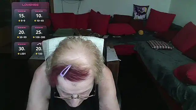 HeisseomaOriginal online show from 11-11-25, 08:03