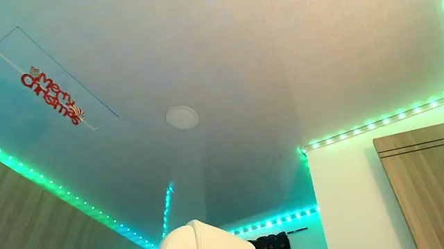 Selene93 online show from 12-20-24, 11:05