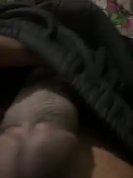 Snapshot of Ieatboth chatting on 11-06-25, 03:02 Ieatboth online show from 11-06-25, 03:02