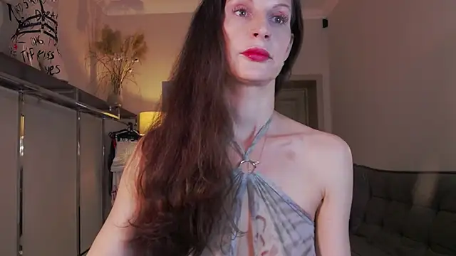 Mila Anders online show from 10-15-25, 04:45