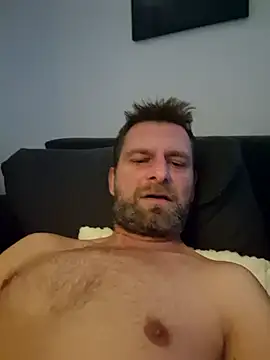 Snapshot of Mjn34 chatting on 11-07-25, 06:35 Mjn34 online show from 11-07-25, 06:35