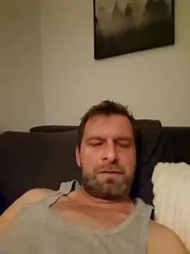 Snapshot of Mjn34 chatting on 11-24-25, 06:24 Mjn34 online show from 11-24-25, 06:24