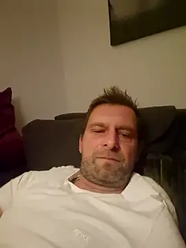 Snapshot of Mjn34 chatting on 12-01-25, 06:40 Mjn34 online show from 12-01-25, 06:40