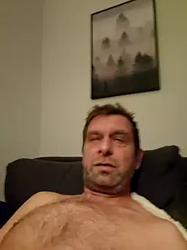 Snapshot of Mjn34 chatting on 12-17-25, 06:19 Mjn34 online show from 12-17-25, 06:19