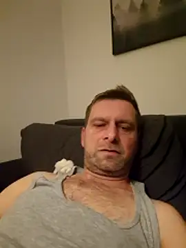 Snapshot of Mjn34 chatting on 01-08-26, 06:16 Mjn34 online show from 01-08-26, 06:16