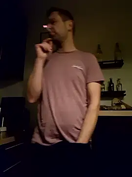 Snapshot of Mjn34 chatting on 01-12-26, 06:29 Mjn34 online show from 01-12-26, 06:29