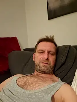 Snapshot of Mjn34 chatting on 01-15-26, 06:51 Mjn34 online show from 01-15-26, 06:51