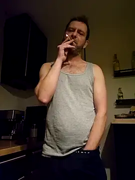 Snapshot of Mjn34 chatting on 01-19-26, 06:28 Mjn34 online show from 01-19-26, 06:28