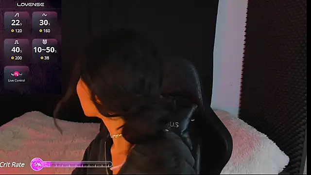 Snapshot of rosario215B chatting on 03-05-25, 11:38 rosario215B online show from 03-05-25, 11:38