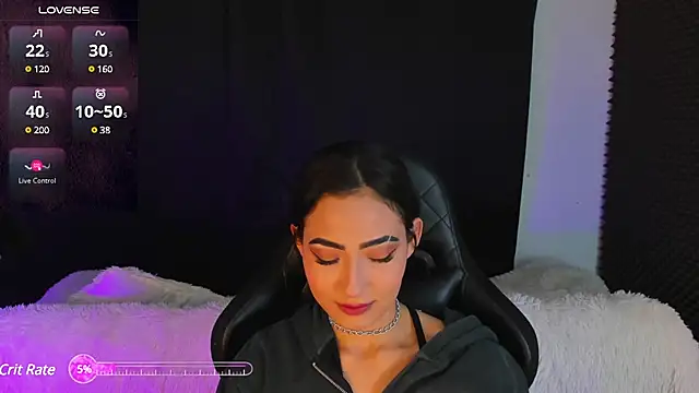 Snapshot of rosario215B chatting on 03-19-25, 02:59 rosario215B online show from 03-19-25, 02:59