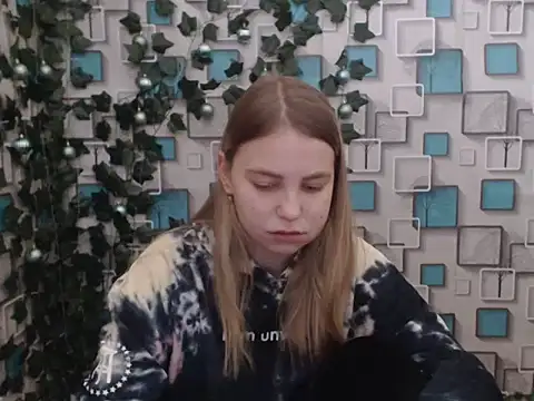 klerkarina online show from 12-23-24, 06:22