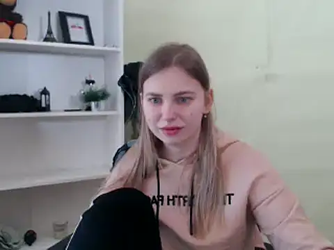 klerkarina online show from 02-13-25, 09:41