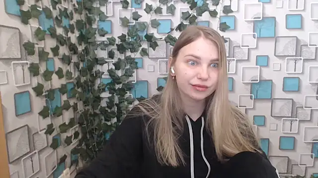 klerkarina online show from 02-18-25, 06:15