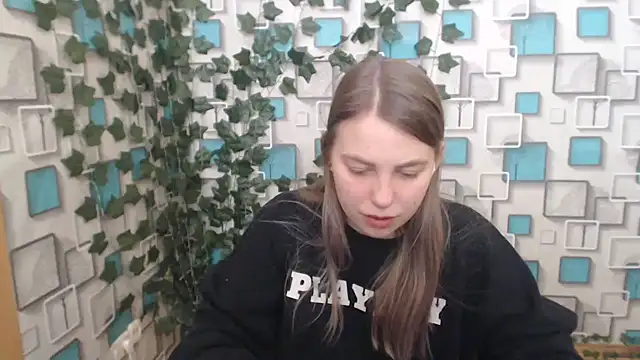 klerkarina online show from 02-21-25, 09:02