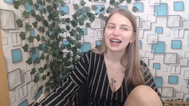 klerkarina online show from 03-23-25, 06:16