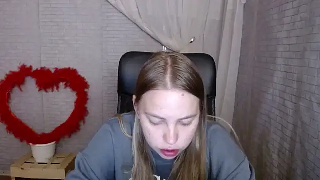 klerkarina online show from 10-07-25, 05:26