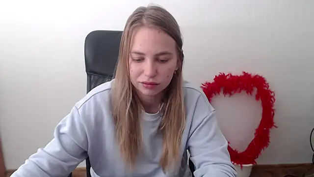 klerkarina online show from 10-19-25, 04:46