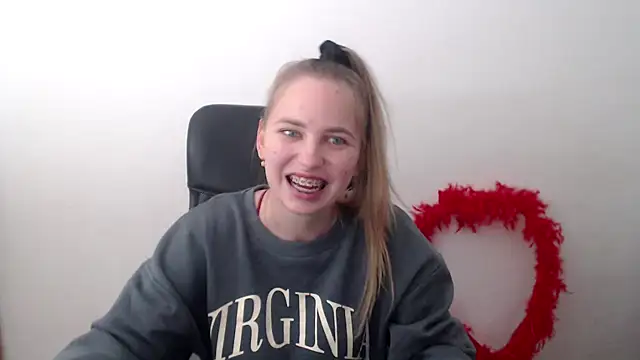 klerkarina online show from 10-20-25, 05:30